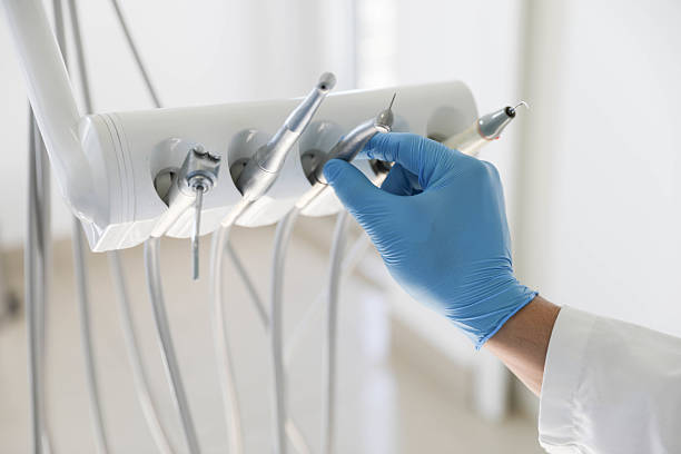 Professional Tooth Extraction technician working in Rancho Viejo, TX